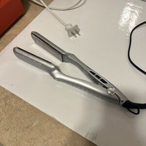 BaByliss Pro Nano-Titanium Digital Flat Iron BABCAIMANC 1-3/8" Tested Working!